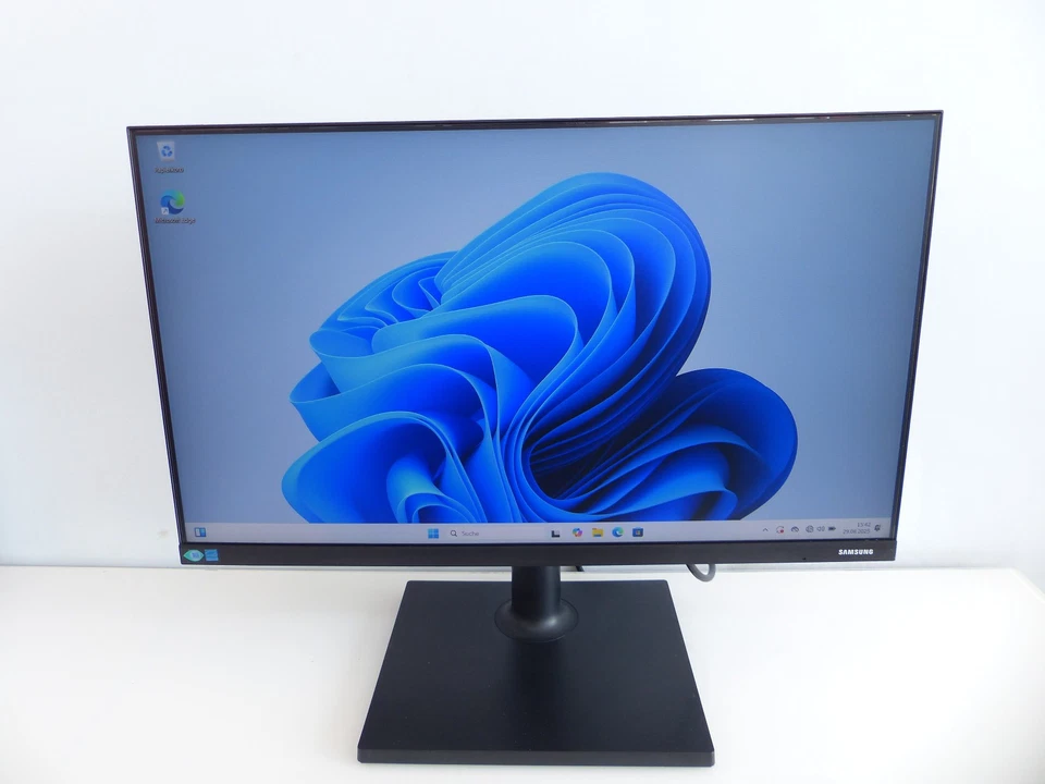 Samsung F24T450FZU 61 cm 24" 16:9 Full HD IPS LED display monitor HDMI DP #24 B - Immagine 2 di 4