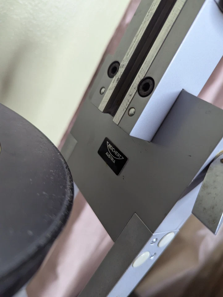 Marco/cuerpo de microscopio trinocular REICHERT Austria INVERTIDO *sin probar Foto 4 de 4