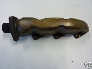 Audi A4 8E B7  Krümmer Abgaskrümmer rechts 06E253034 L