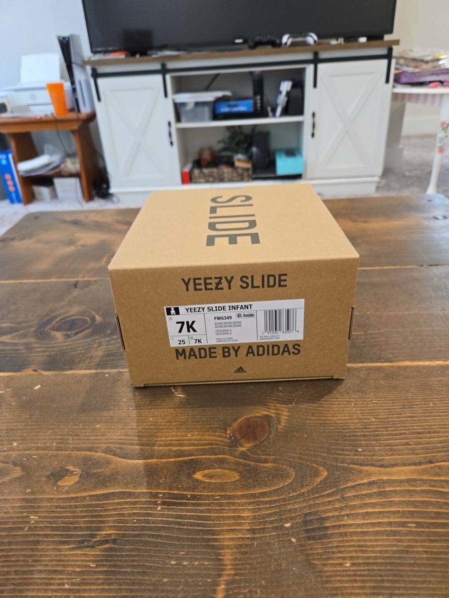 Adidas Yeezy Slide Bone Toddler Size 7k (2019 Release) FW6349