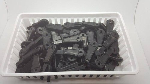 20 Rod Striker/Scraper Blade Firesteel Ferro Flint Ferrocerium EDC BOB Black - Picture 3 of 8