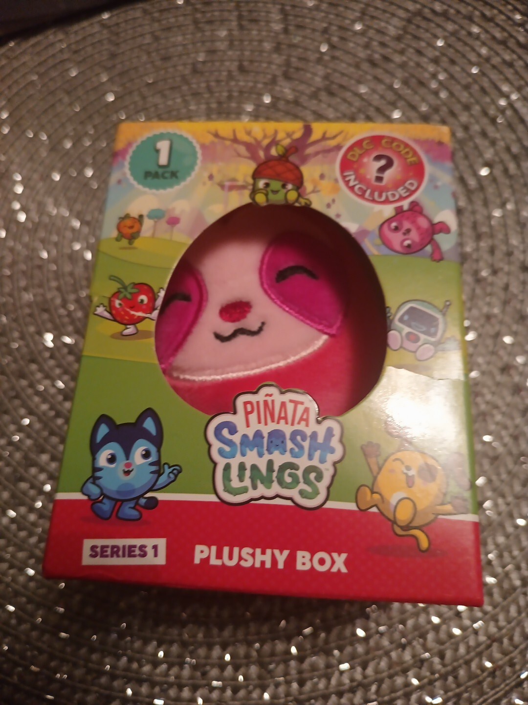 Pinata Smashlings ROBLOX Dusty Plush Box with DLC Code Series 1 2023 New