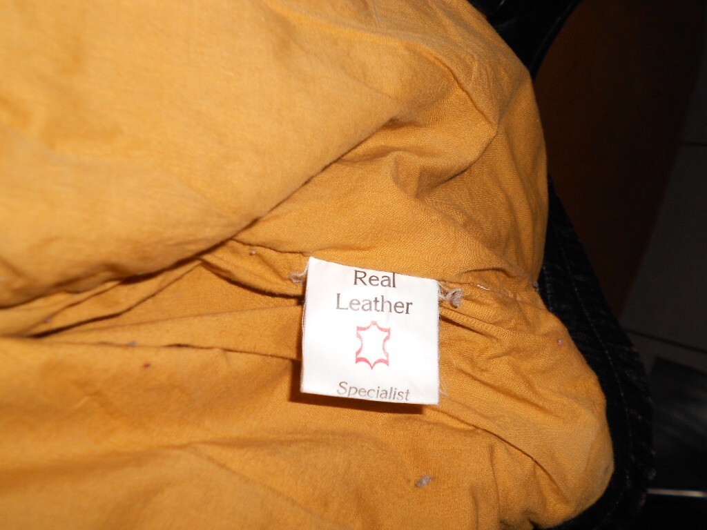 Foto 10 di 19