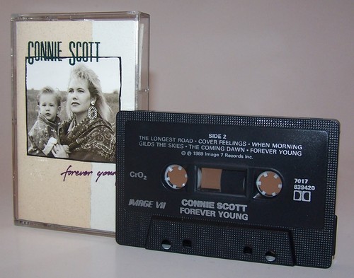 1989 Connie Scott Forever Young Image 7 Chrome Cassette - Image VII - Imagen 5 de 7