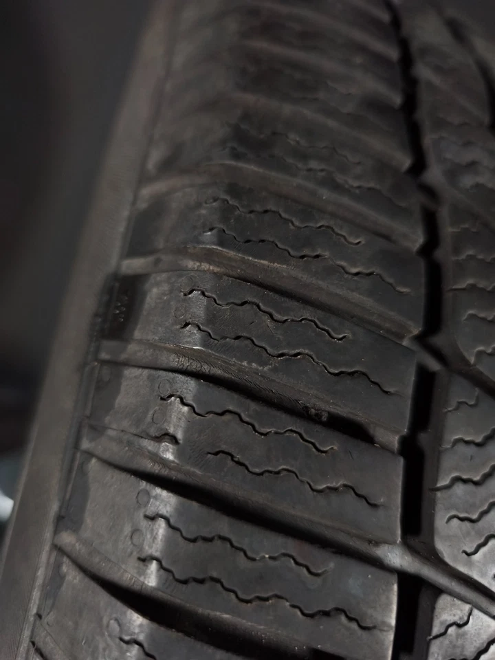 4 Winterreifen 215 60 R17 Mercedes GLA Klasse W156 17" Alufelgen Winterräder - Bild 4 von 4