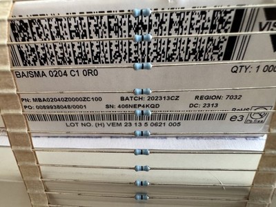 1000 PCS MBA02040Z0000ZC100 Vishay Resistor Metal Film 0204 0Ohms 0.4W  0 Ω
