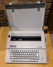 Smith Corona XL1000 Electronic Typewriter - Great Condition - Tested and Working thumbnail