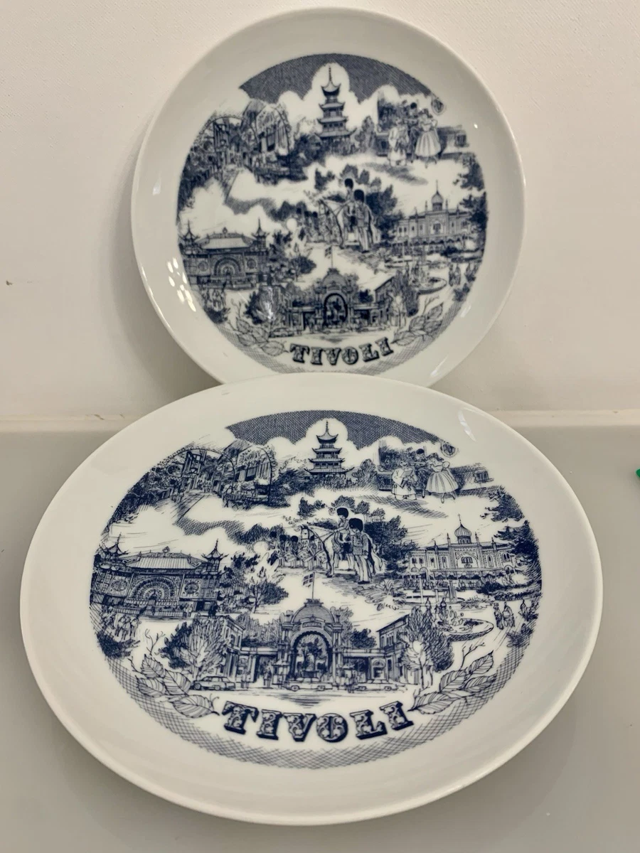 ミッドセンチュリー　プレート デンマーク製　Mid Century Plate Denmark Semicentennial 1933-1983 Tivoli Blue&White VTG Collector
