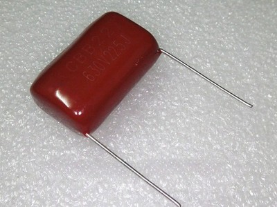 10pcs 225J 2.2uF CBB 630V 225 Metallized Film Capacitor P=25MM