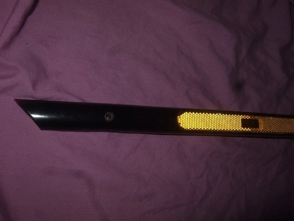 Pontiac Fiero GT Front RH Marker Bezel Trim OEM Used #1546 - Image 4 of 4