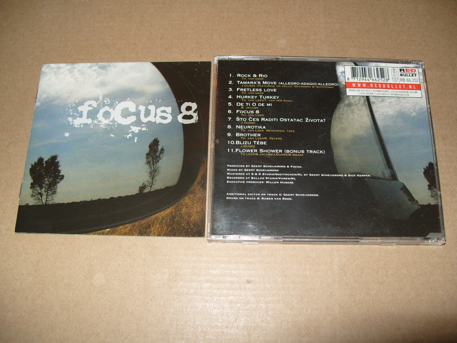 Focus -Focus  8 -2006   CD Excellent / inlays very good condition