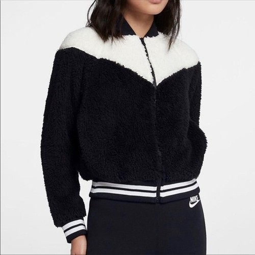 Nike Sherpa Black \u0026 White Wolf 