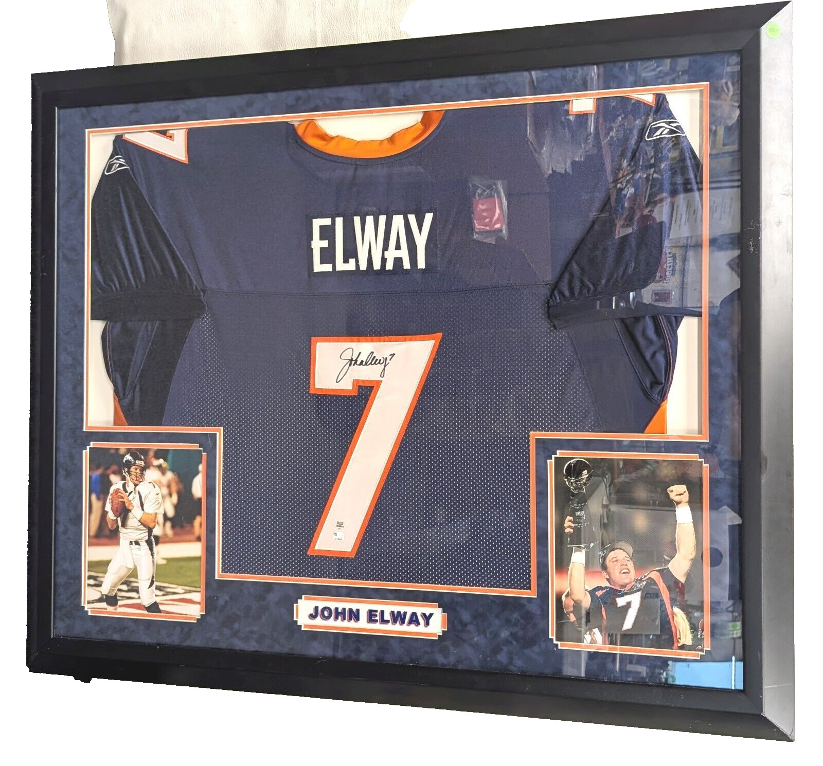 John Elway #7 Denver Broncos Signed Auto NFL Team Jersey Autograph Frame BC76