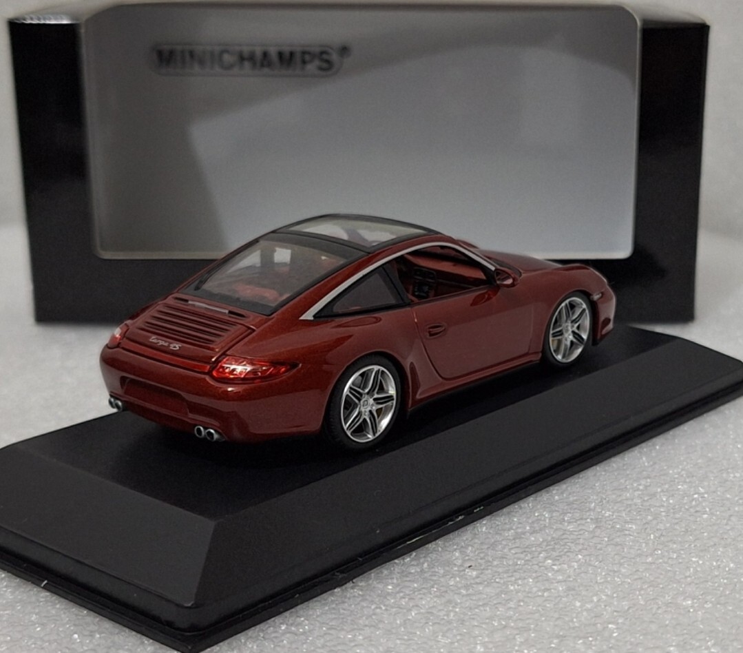 s-l1200.jpg s-l1200.jpg