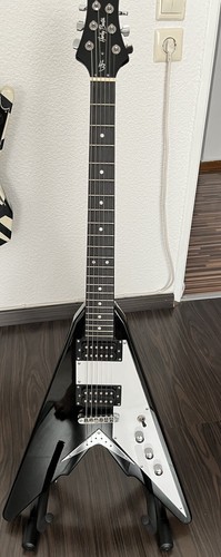 harley benton flying v