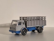 Wiking 1:87 US-Lkw International Harvester, erhöhter Gitteraufbau, 446/1B, Grau