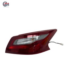 NISSAN ALTIMA 2016-2018 REAR RIGHT SIDE OUTER TAILLIGHT LAMP OEM
