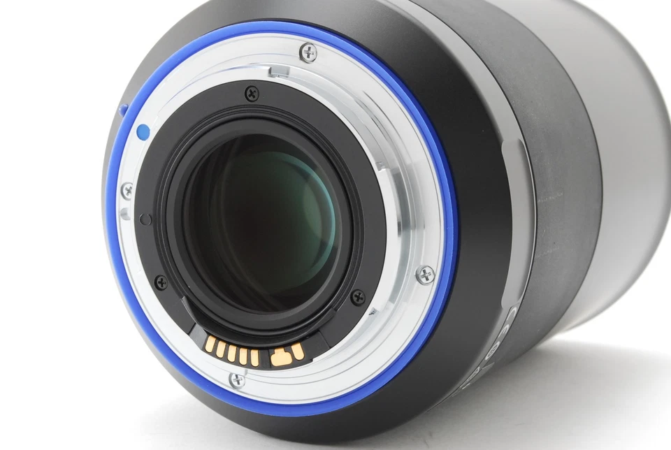 [Unused] Carl ZEISS Milvus 35mm f/1.4 ZE for Canon E mount Lens From JAPAN - Image 4 of 4