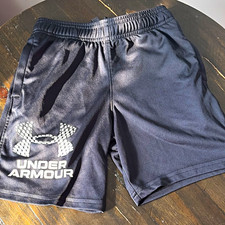 Under Armour Boys Black Athletic Shorts YS Loose Fit Elastic Waist Pockets