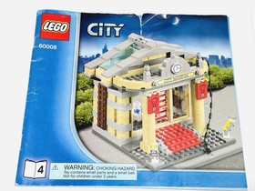 LEGO CITY: Museum Break-In 60008 99.9% Complete with Instruction Manuals