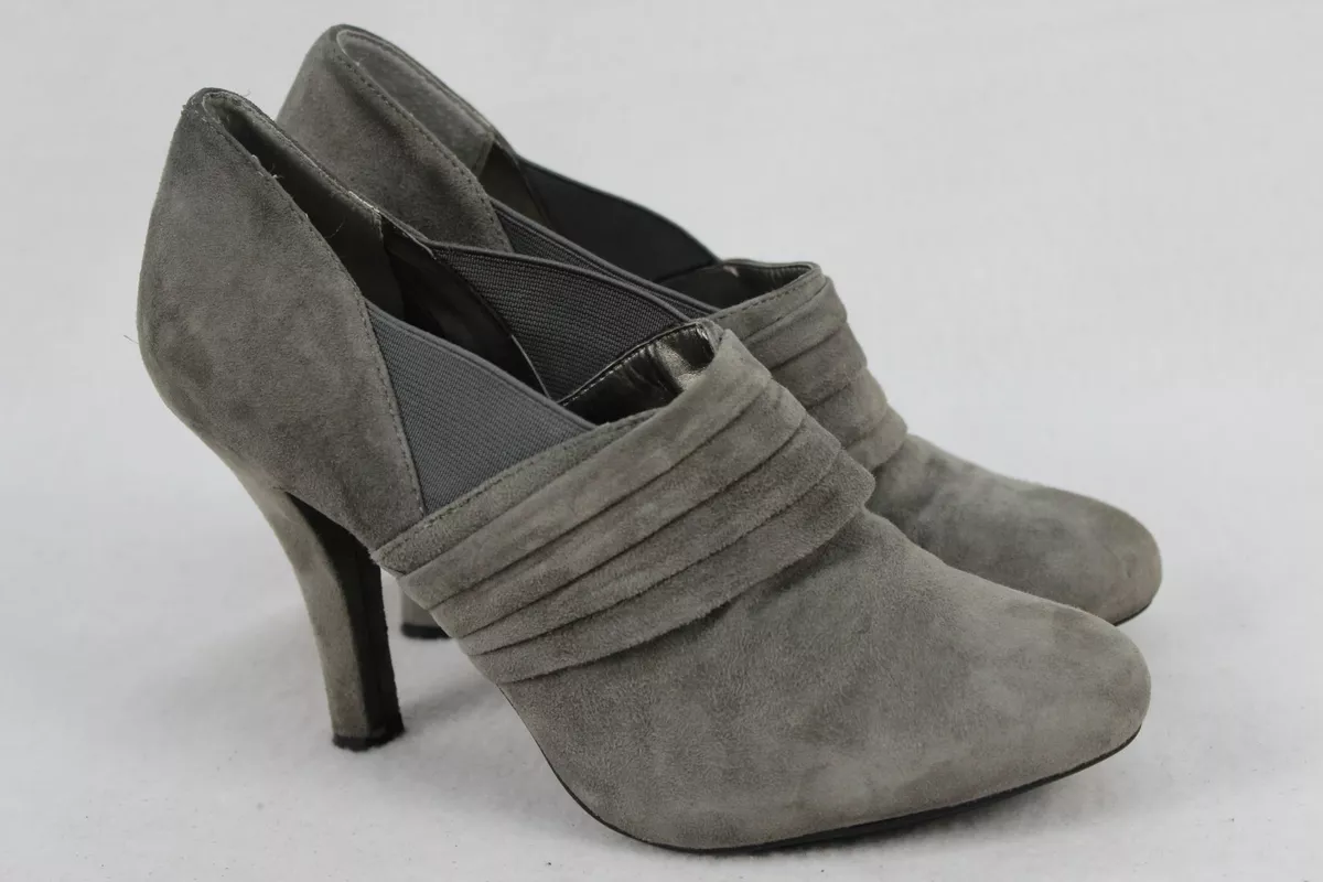 Me too 2025 suede booties
