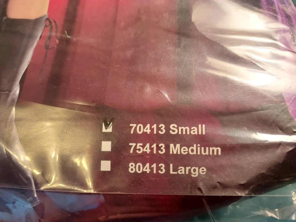 Cinema Secrets Women's Halloween Costume Countess Carmella Vampire- Adult Small - Image 4 of 4