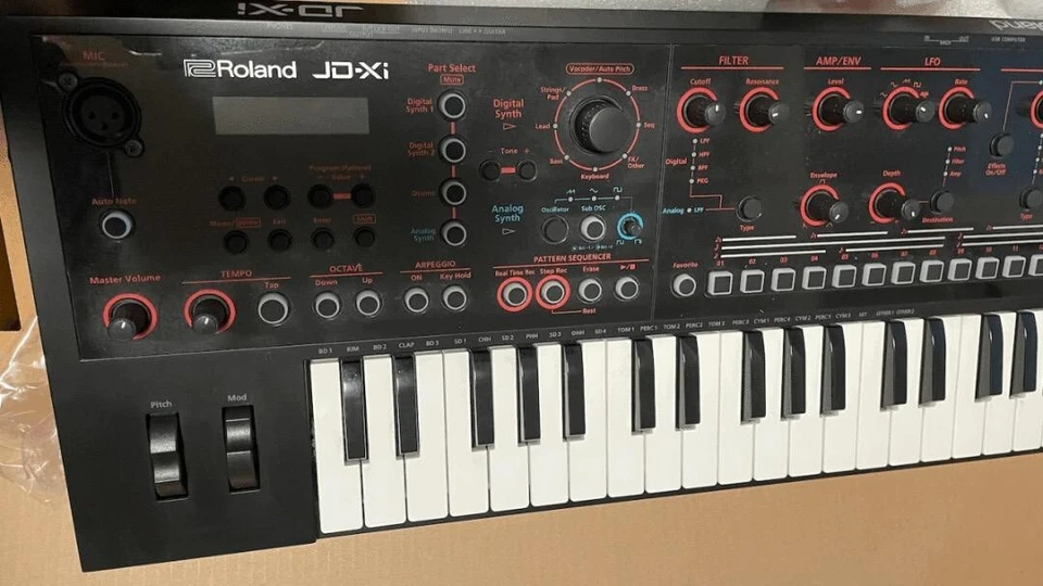 Roland JD-XI Synthesizer Analog Keyboard Black keyboard Music Instruments - Image 2 of 4