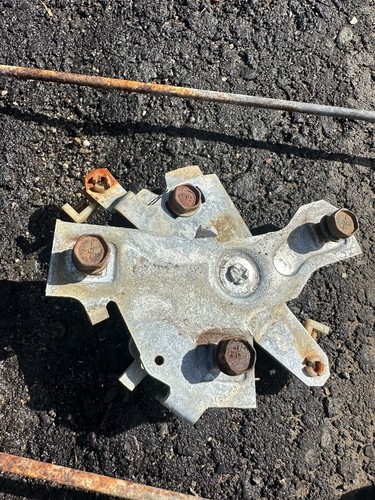 TAILGATE LATCH SYSTEM LINKAGE RELEASE CHEVY GMC K5 BLAZER JIMMY 73-91 PARTS - Foto 11 di 14