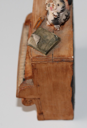 Cats on Top of Piano by Peter Fagan Hand Made in Scotland - Picture 3 of 7