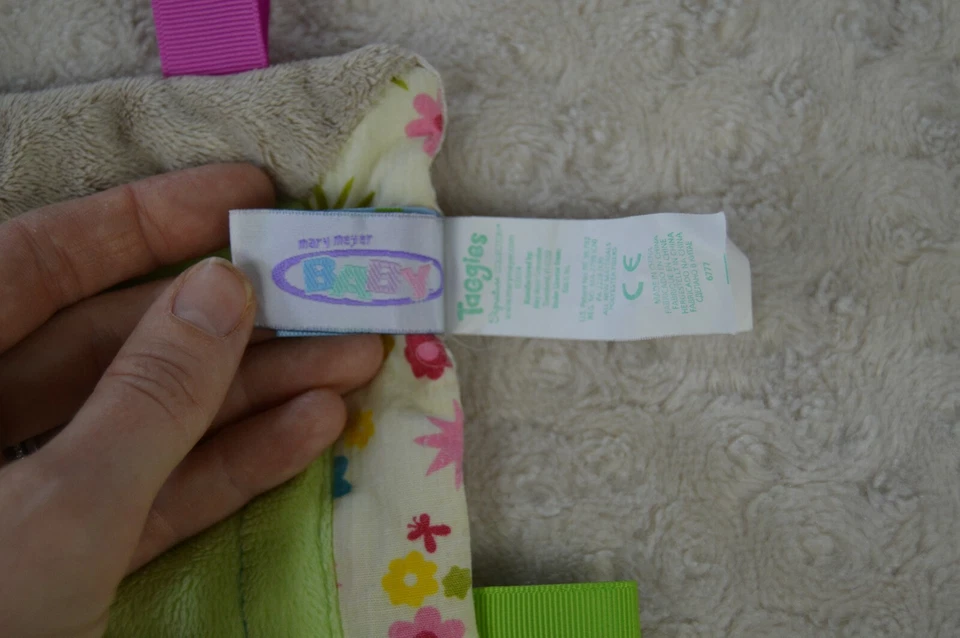 Taggies Erizo Lovey Manta de Seguridad Verde Rosa Azul Flor Mary Meyer Bebé Foto 4 de 4