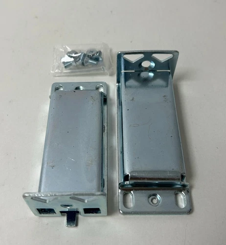 CISCO RCKMNT-19-CMPCT. 90 DAY WARRANTY. FREE UK SHIPPING