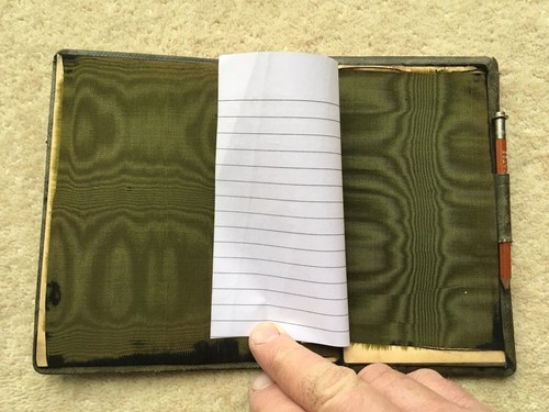 SCARCE C1910 VINTAGE SILVER TENNIS RACQUET OLIVE GREEN LEATHER NOTEPAD&PENCIL - Picture 6 of 6