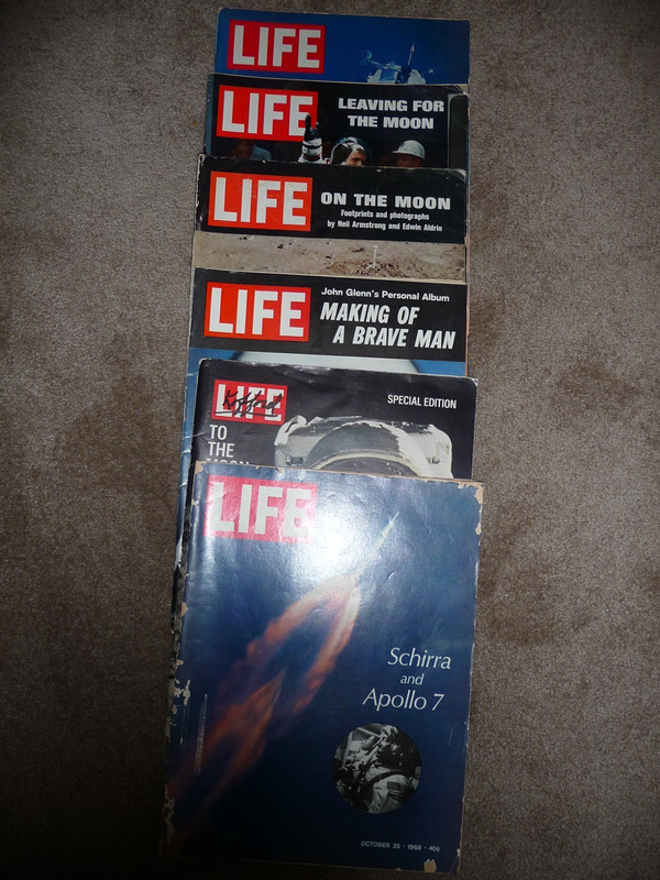 6 Life Magazine about space and on the moon
