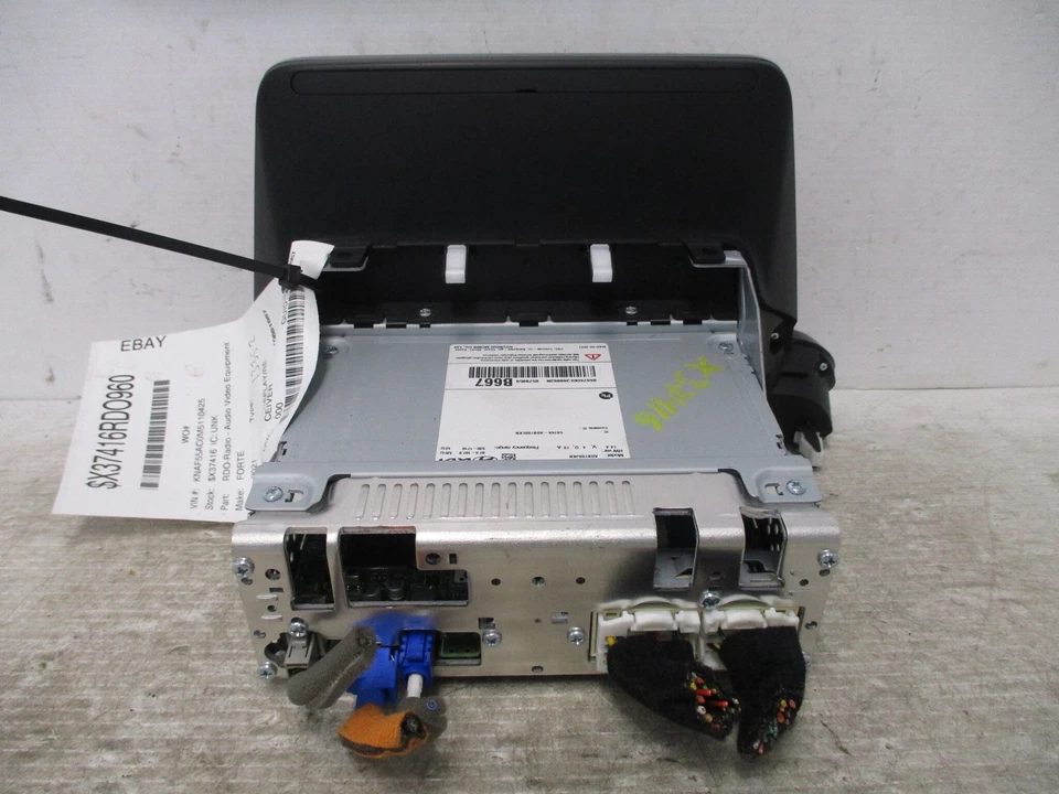 Receptor de pantalla de radio Kia Forte 2020 2021 96160M6670WK fabricante original Foto 3 de 4