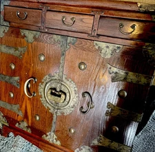 Vtg Korean End Table Nightstand ZELKOVA WOOD  27” Floral Brass Accents 1950s