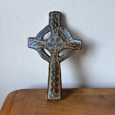 Irisches keltisches Knoten Kreuz Handarbeit glasierte Keramik Wandbehang H16cm/6 1/4''