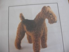 UNFERTIGES PROJEKT - SCHNITTMUSTER UND MOHAIR ETC. FÜR AIREDALE TERRIER