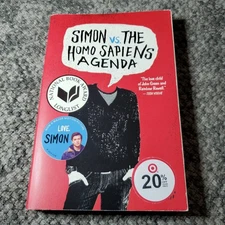 Simon vs The Homo Sapiens Agenda Becky Albertalli 2016 Trade Paperback Book