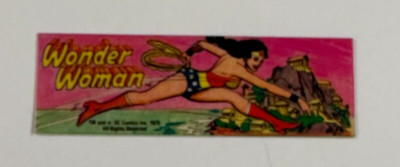 Vintage Vending Machine Sticker WONDER WOMAN  1979 DC Comic Mini Card TM