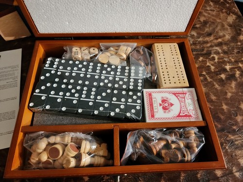 WE Games 7 Games In 1 Combination Game Set Chess, Dominoes, Etc. 2009 - Picture 6 of 6
