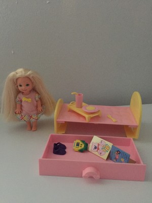 muñeca kelly varicela