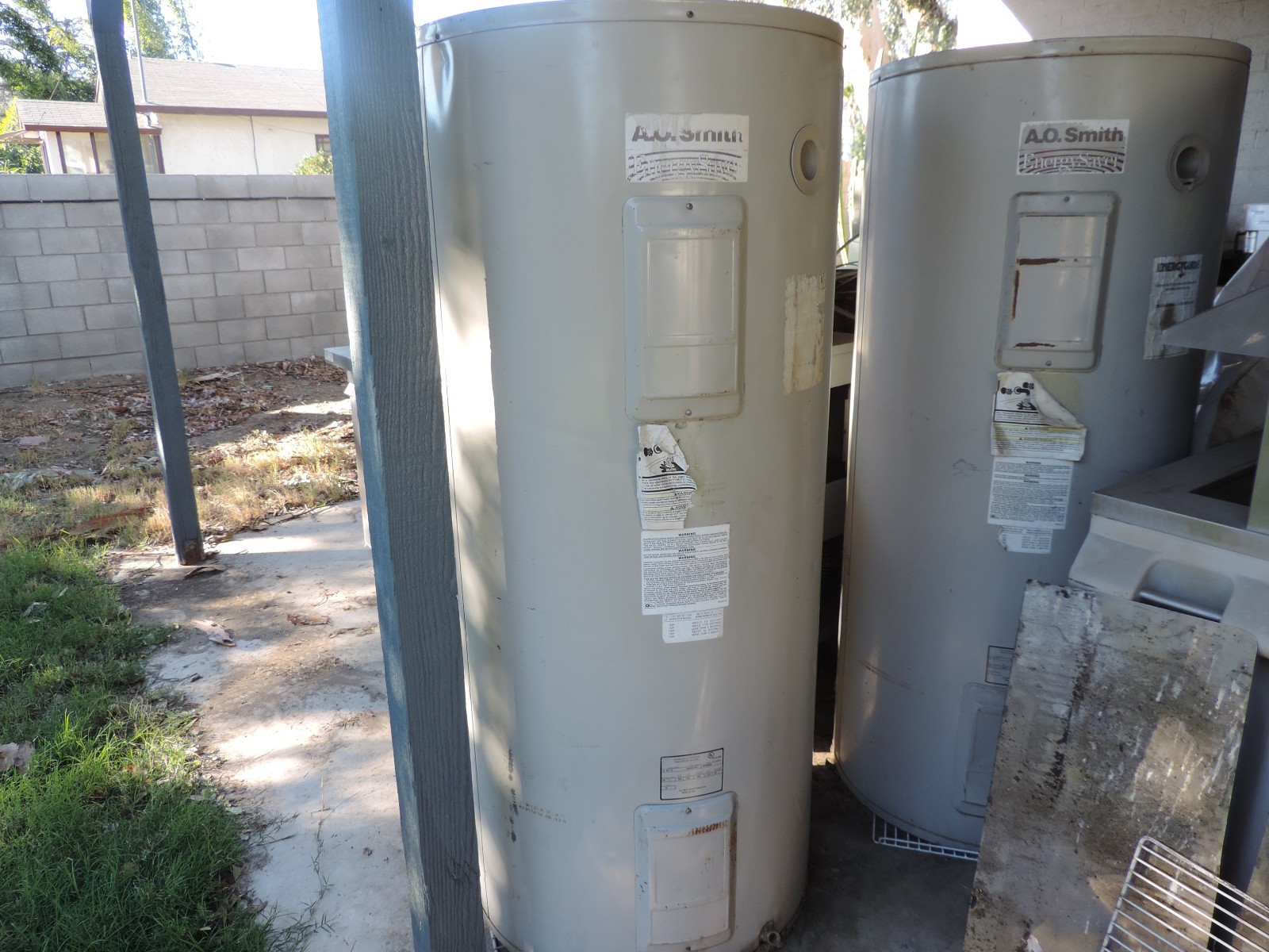 A.O SMITH WATER HEATER ELECTRIC 119 GALLONS 1 left | Krishna.org