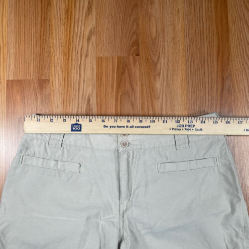 White Sierra Shorts Womens 8 Beige Flat Front Pockets Khaki Chino Cotton Nylon - Picture 3 of 12