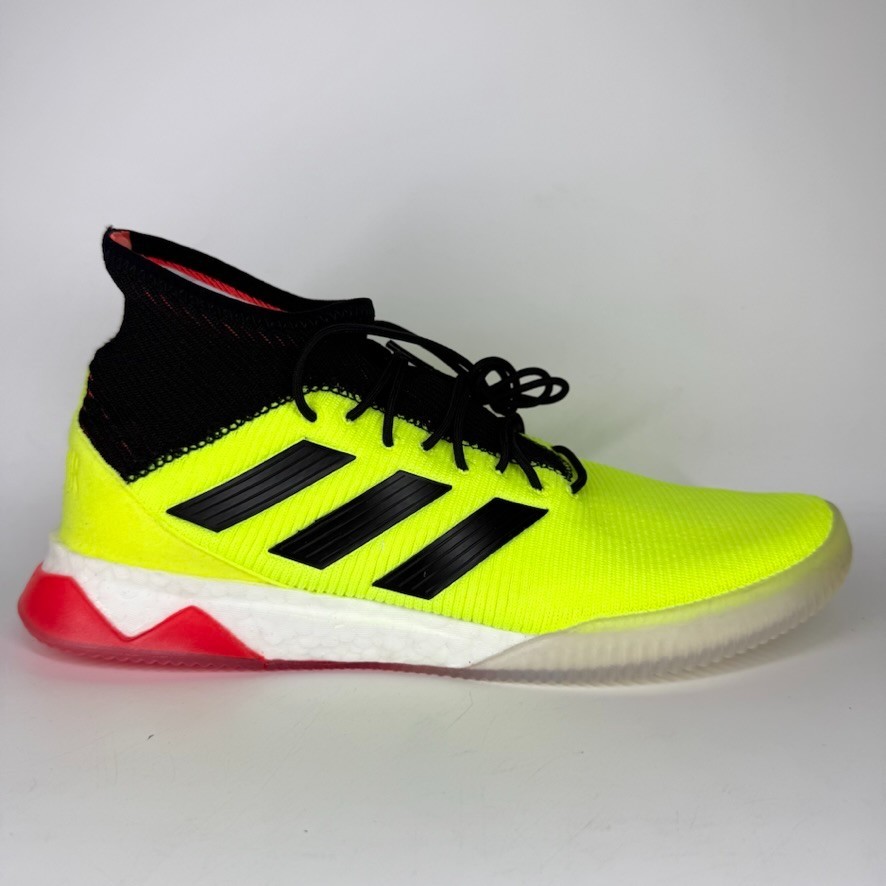 adidas Predator Tango 18.1 TR (Yellow/Black-Solar Red) 9.5 adidas Predator Tango 18.1 TR (Yellow/Black-Solar Red) 9.5