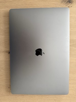 Apple MacBook Pro 16'' 2019 Space Gray A2141 I9-9880H 2.3GHz 16GB 1TB SSD 5500M