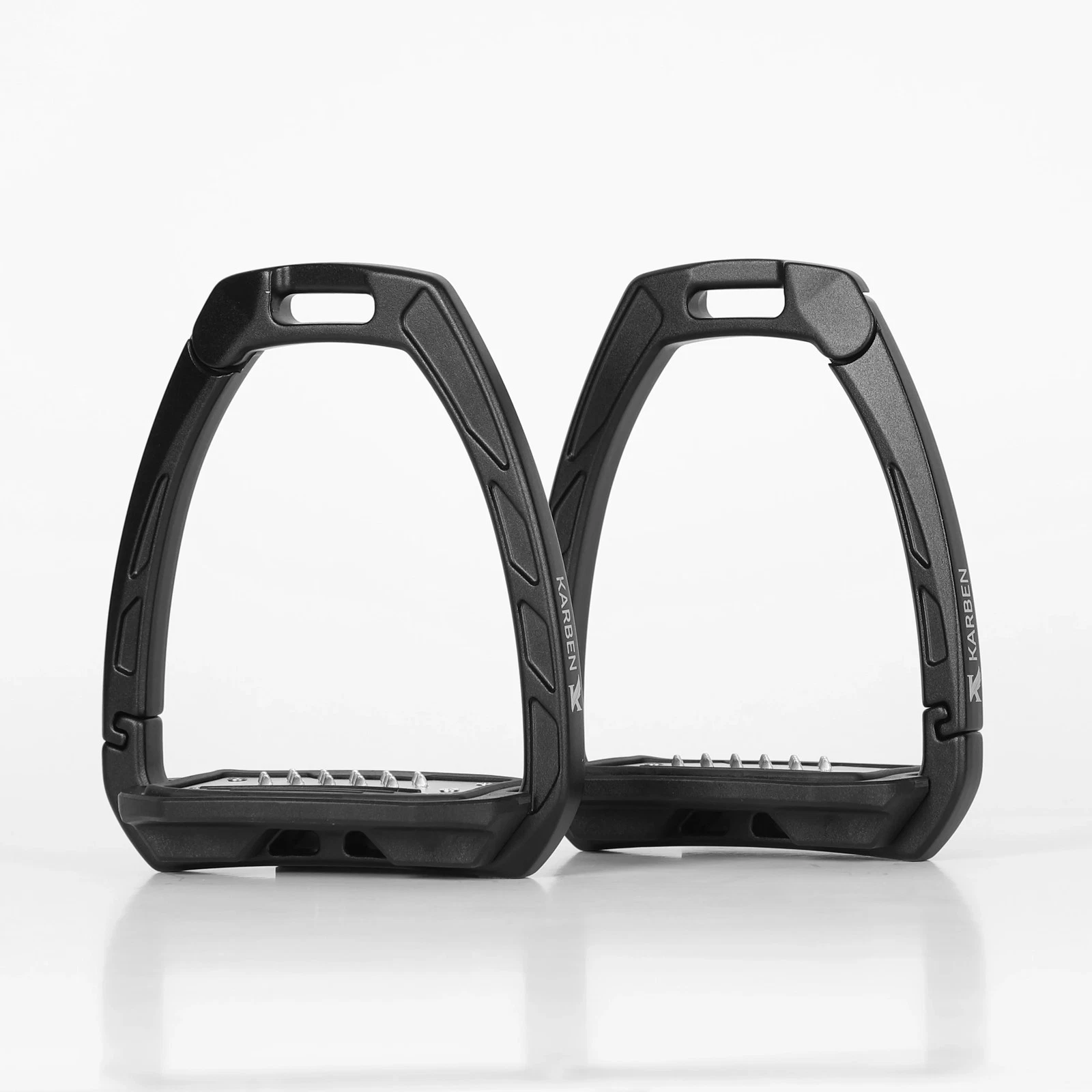 Shires Karben Stirrups
