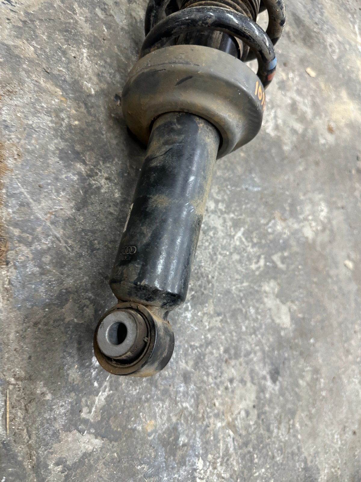2014 AUDI R8 PLUS FRONT RIGHT SHOCK STRUT DAMPER OEM 420 412 019 AM 420412019