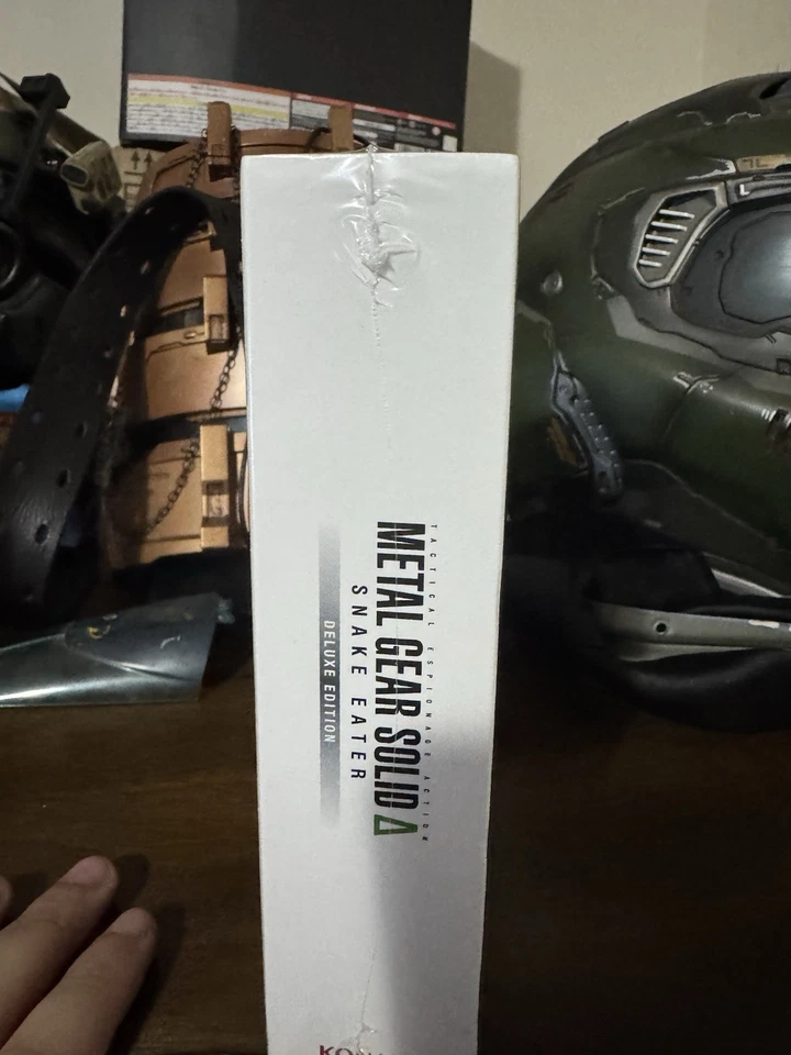 Metal Gear Solid Delta Snake Eater Edición Deluxe Xbox Series X Foto 4 de 4