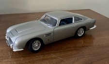 AutoArt Aston Martin DB5 1:18 Right Hand Drive James Bond Collection PRICE DROP.