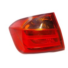 Feu arrière BMW 320
